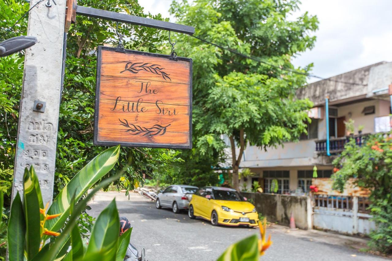 The Little Siri Hotell Chiang Mai Exteriör bild