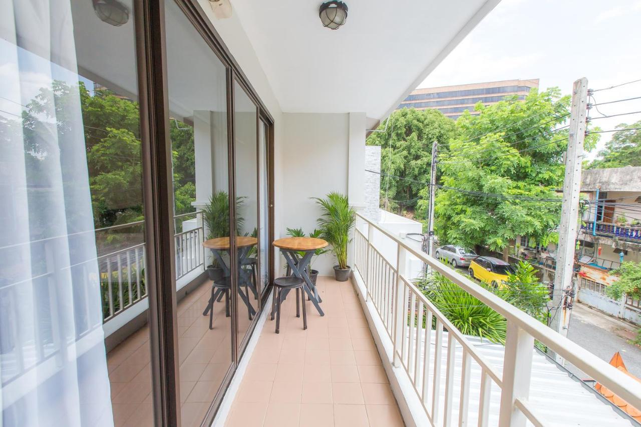 The Little Siri Hotell Chiang Mai Exteriör bild